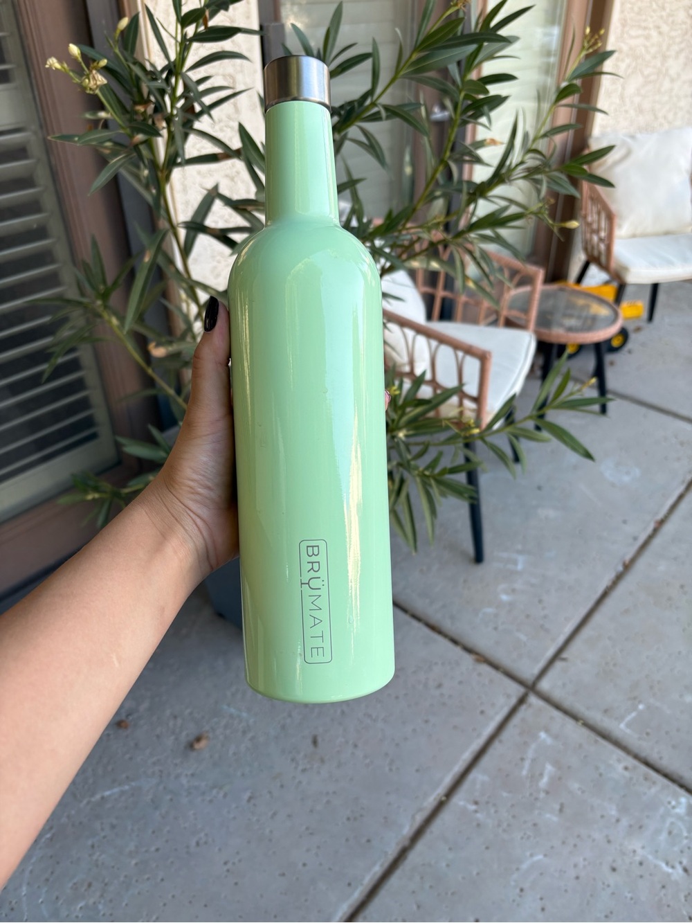 BrüMate Winesulator 25 oz Wine Canteen – Seafoam/Aqua – Never Used